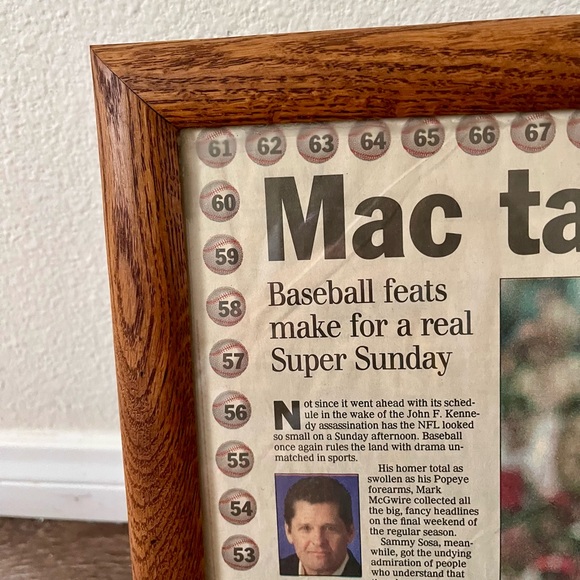 Framed Baseball Newspaper Article in Brown Frame Mark McGuire 13/16 inch - Picture 4 of 13